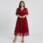 Elegante vestido con escote en V