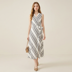 Elegante vestido de rayas