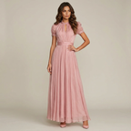 Elegante vestido acampanado