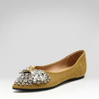 Zapatos de punta con pedrería