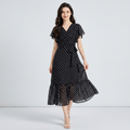 Vestido de lunares con escote en V