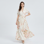 Vestido de estilo cortesano con estampado floral