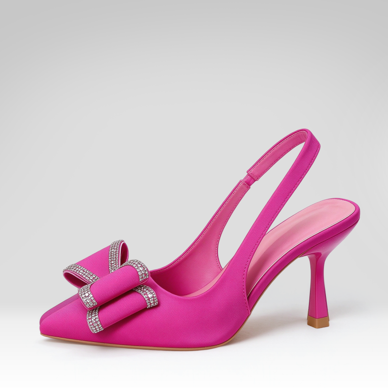 Elegantes y lujosos zapatos de tacón alto con punta afilada.