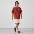 Camiseta con letras a la moda