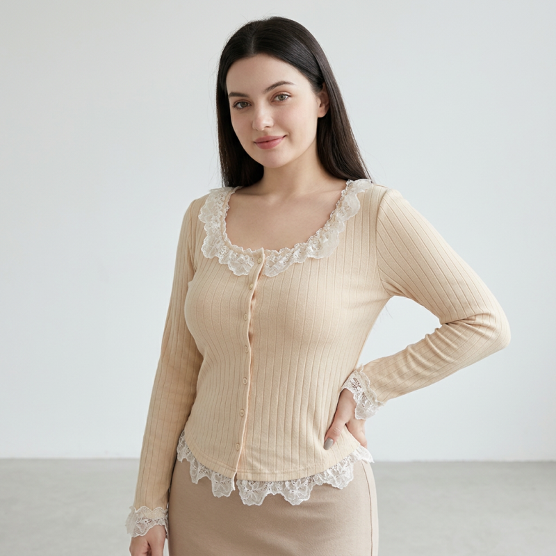 Top suave y que estiliza la figura.