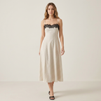 Elegante vestido de encaje