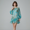 Vestido con estampado tie-dye