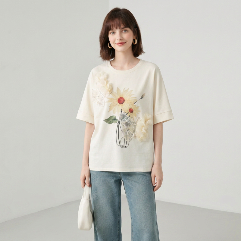 Camiseta estampada con cuentas