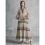 Elegante vestido de rayas
