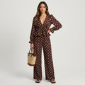 Elegante conjunto de dos piezas con estampado de lunares