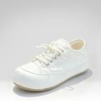 Stylish round-toe canvas shoes