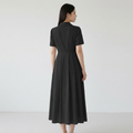 Elegante vestido camisero ajustado