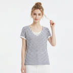 Camiseta a rayas con bloques de color