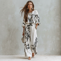 Trajes de moda estampados y teñidos