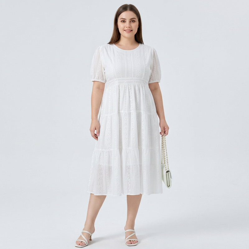 Vestido blanco ajustado a la cintura