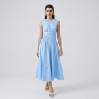 Vestido sin mangas con cintura ajustada