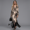 Vestido floral con borlas