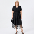 Vestido con escote en V y ribete de encaje