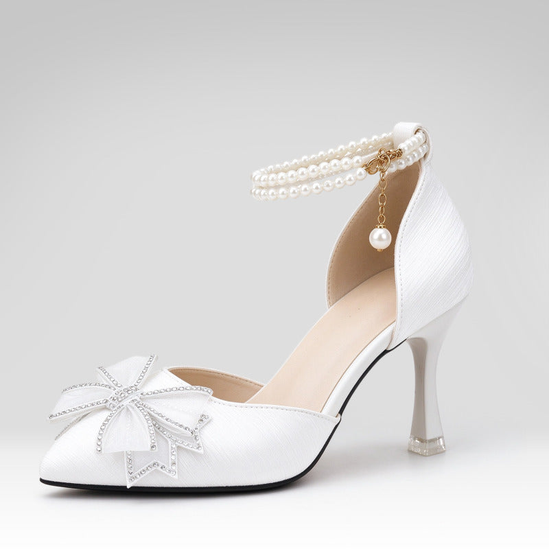 Zapatos de tiras con perlas y cristales