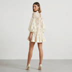 vestido de encaje francés
