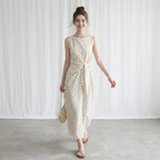 vestido sin mangas de lunares