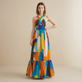 Vestido largo estilo resort con escote halter