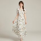 vestido largo floral que estiliza la figura